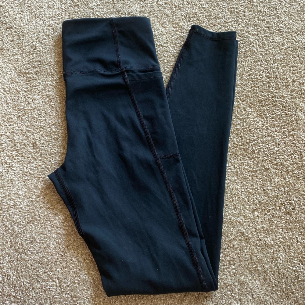 Black, high rise, under armour leggings, size Small